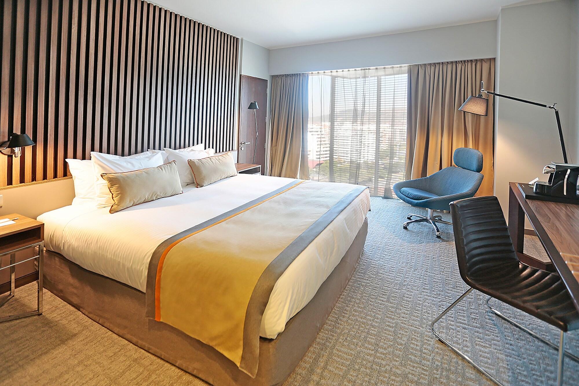 ดับเบิลทรี บาย ฮิลตัน ซานติอาโก เคนเนดี Hotel ภายนอก รูปภาพ